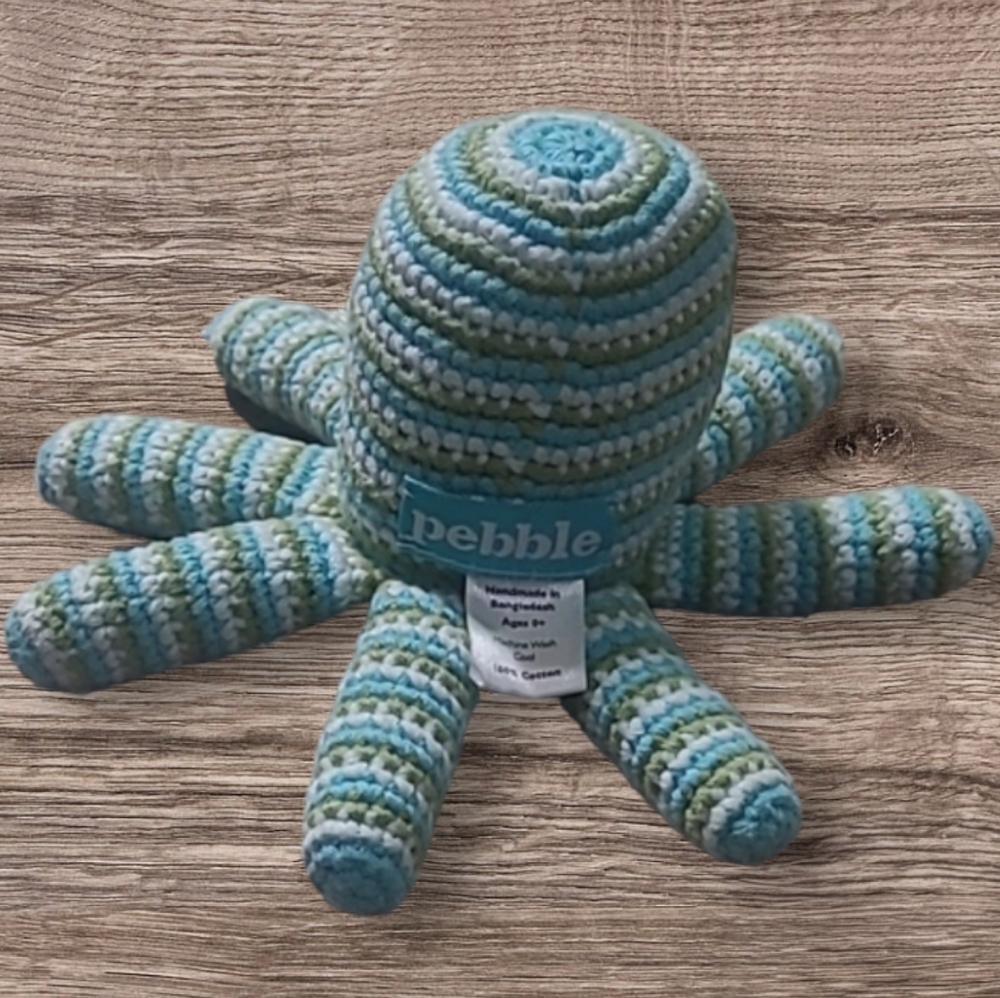 BABY HANDMADE PEBBLE OCTOPUS RATTLE - Picture 7 of 10